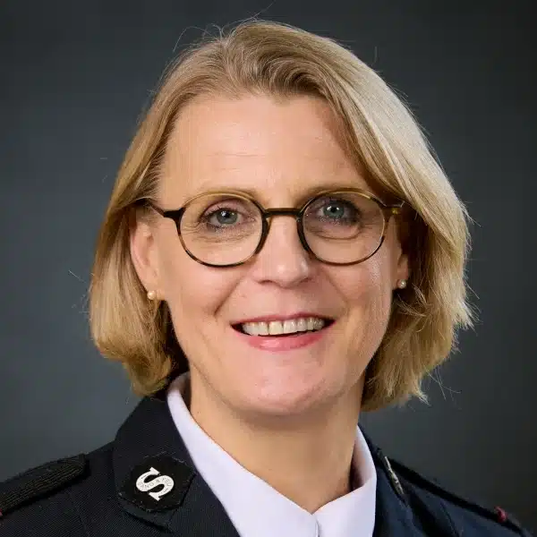 portrait-square-01 Cécile Clément Armée du Salut